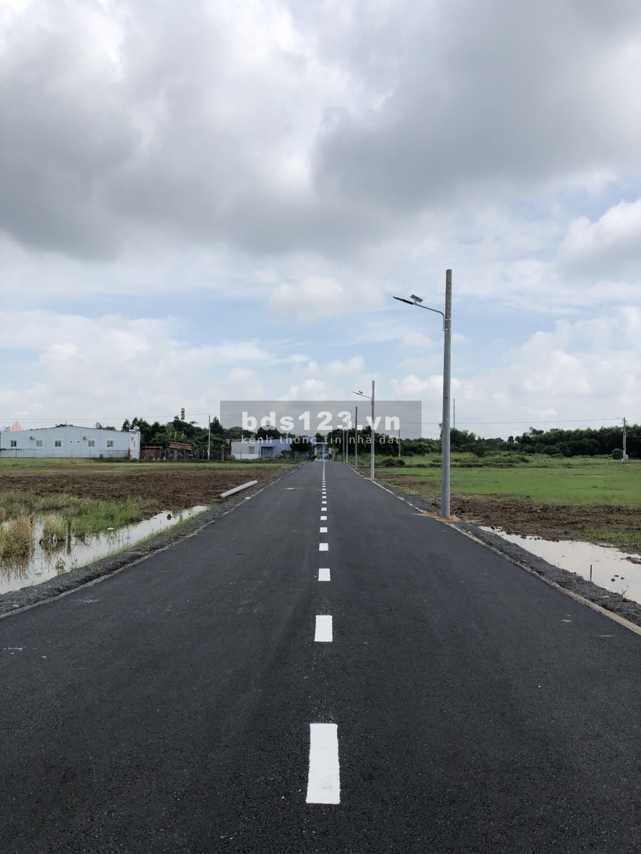 Cần bán lô đất ngay trung tâm hành chính Đất Đỏ, diện tích 125m2, giá bán 1 tỷ có thương lượng