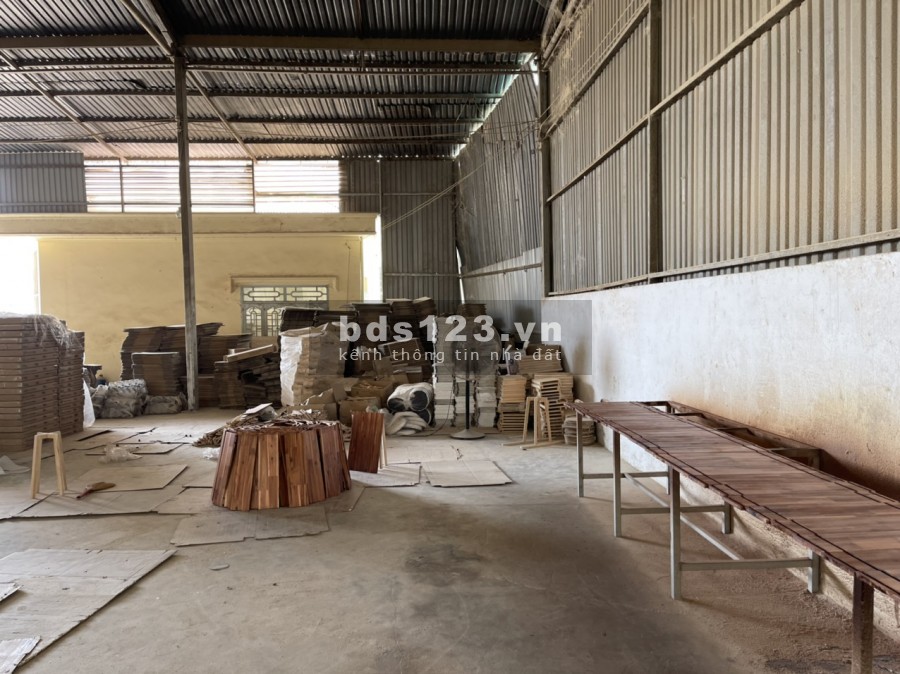 Bán nhà xưởng 1049m2 sổ riêng mặt tiền đường Nguyễn Thái Học