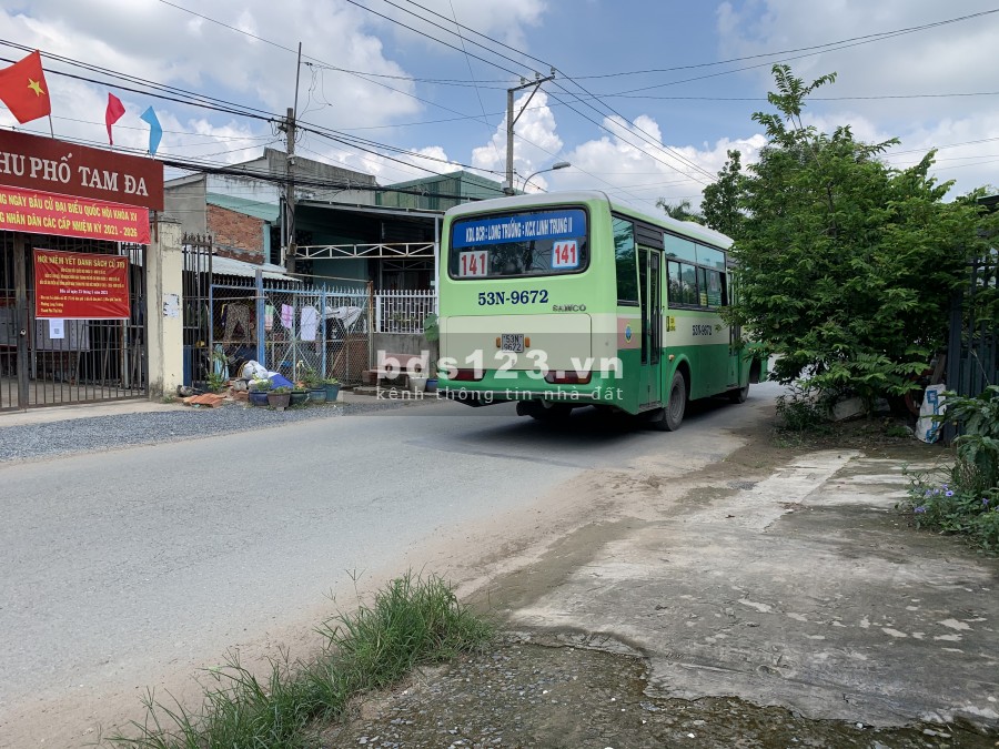 Cho thuê nhà nguyên căn mặt tiền đường Tam Đa Quận 9 giá 6 triệu/tháng (0906750188)