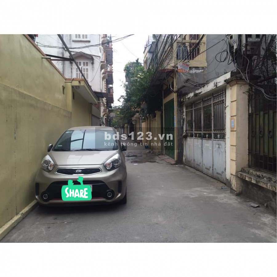 Lô góc nhà mới kính koong sổ đẹp, Hoà Bình, Quận Hà Đông, dt 35m2, giá 1.95 tỉ, ngỏ thẳng tấp, 20m ra đường ô tô tránh