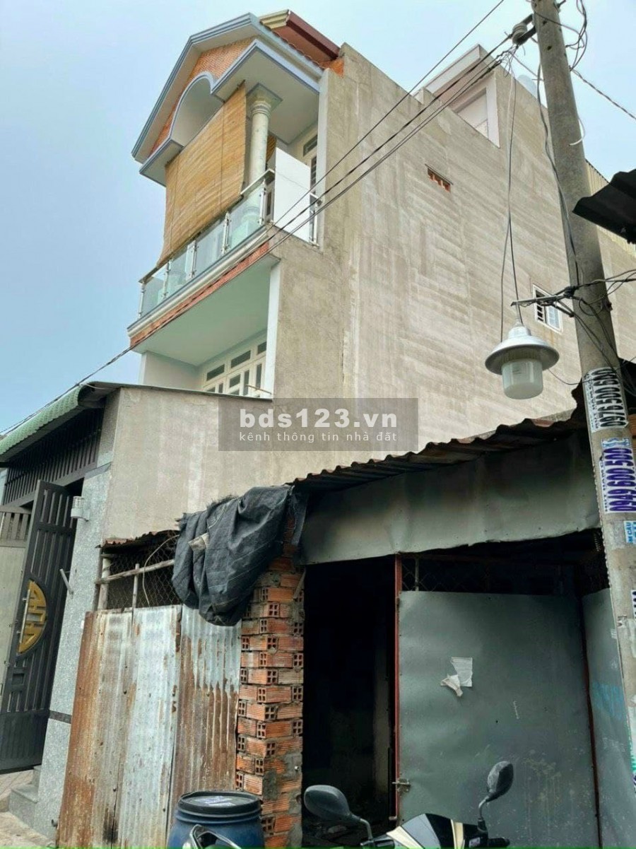 Cần tiền bán gấp lô đất 100m2 sau lưng Hiệp Thành City