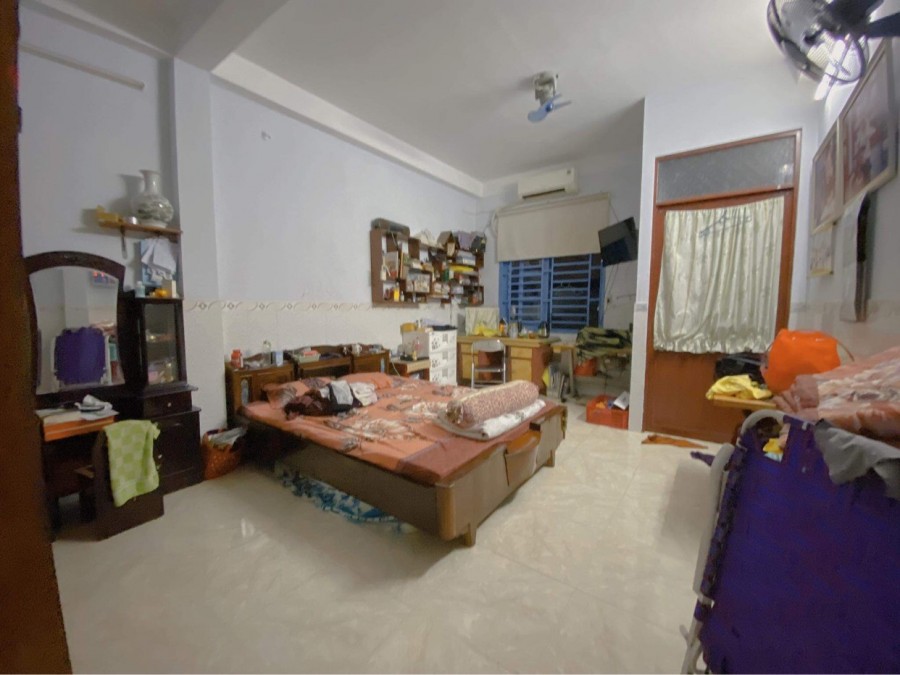 Bán nhà mặt tiền đường Nguyễn Tử Nha quận Tân Bình 5.3x36m chỉ 17 tỷ