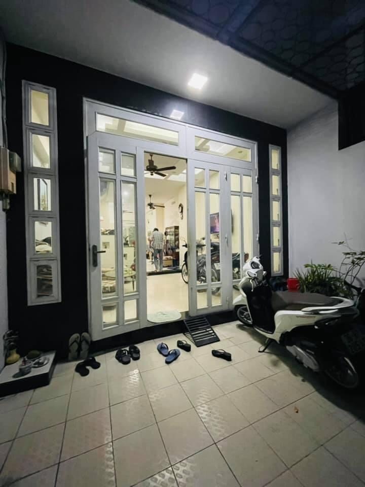 Bán nhà phường 15, Tân Bình, 4 tầng đúc kiên cố giá 3.4 tỷ, lh 0927768789