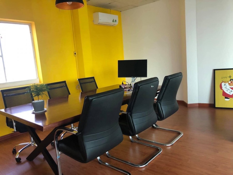 Cần sang lại văn phòng mặt tiền Điện Biên Phủ, view siêu đẹp, làm KD hoặc VP đều được