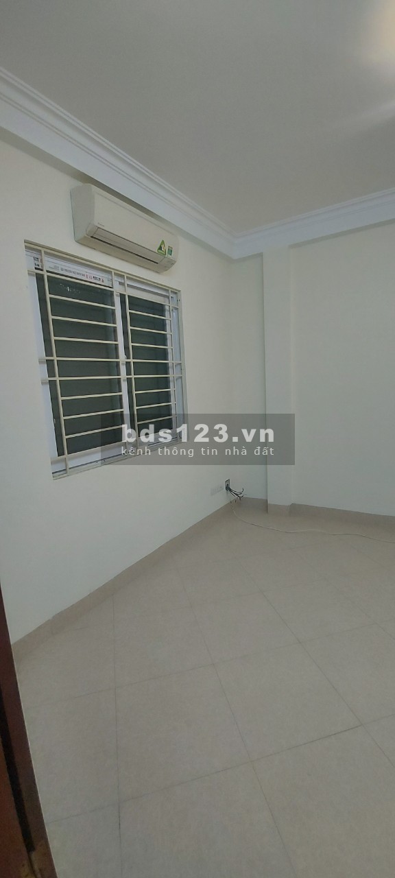 Bán nhà nguyên căn Thổ Quan, còn mới đẹp, vào ở ngay, dt 37m2, giá 3 tỷ chính chủ