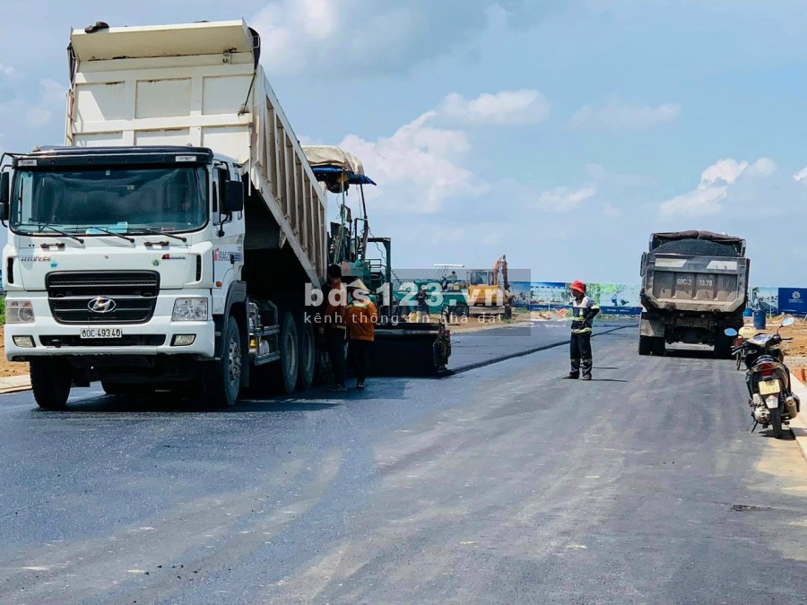 Tiến độ xây dựng thi công Thần tốc của Century City của ngõ sân bay Long Thành hoàn thiện 80%