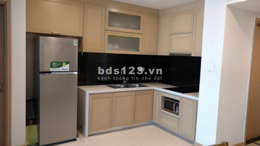 Cho thuê gấp căn hộ chung cư Thăng Long No 1 dt 120m2, 3 tủ đồ giá 15 triệu/tháng, lh: 0903296691