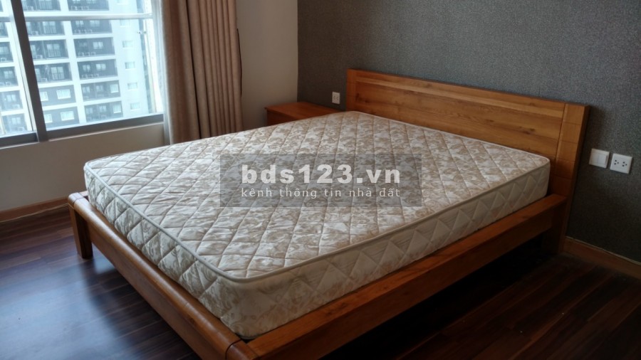 Cho thuê gấp căn hộ chung cư Thăng Long No 1 dt 120m2, 3 tủ đồ giá 15 triệu/tháng, lh: 0903296691