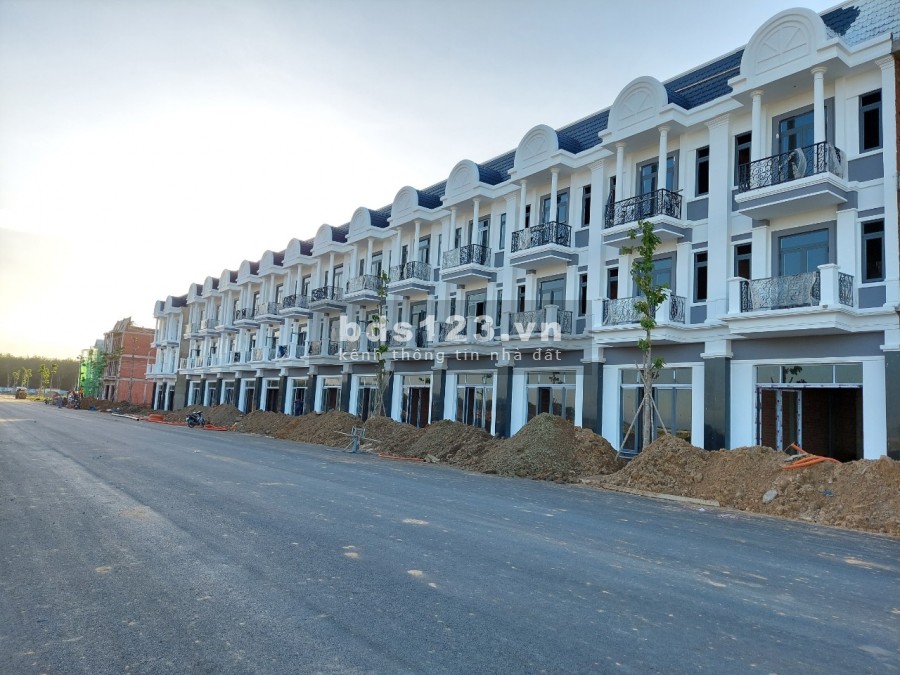 Có ngay lô đất Nền Gần KHU TĐC Bình Sơn, SHR, 100% thổ cư, chỉ 630 triệu