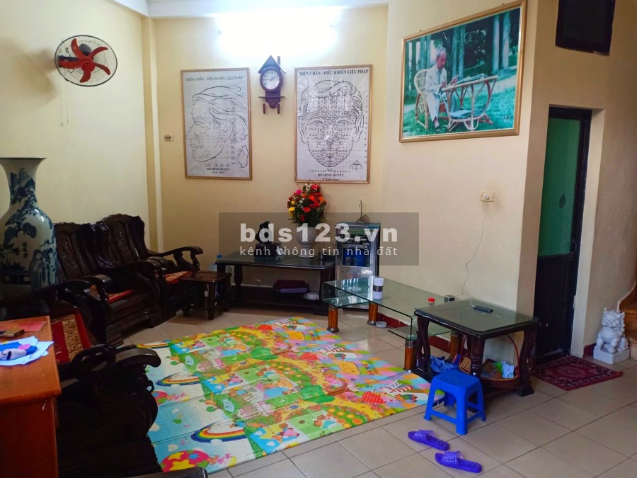 Mặt phố hiếm nhà bán view hồ Trúc Bạch, mặt tiền rộng kinh doanh mọi loại mặt hình