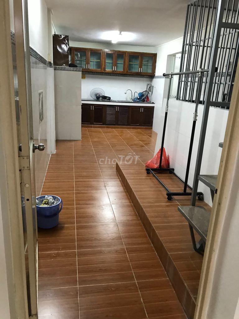 Chính chủ cần cho thuê căn hộ ngay Trung Tâm Quận 1
