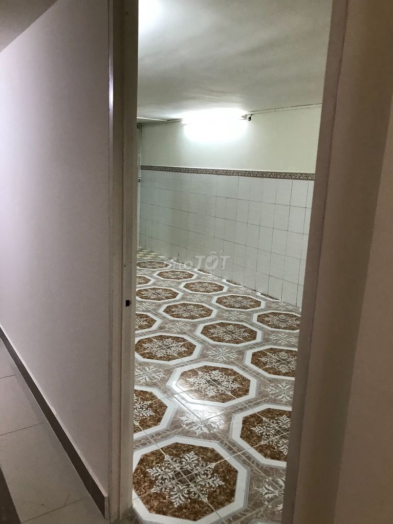 Chính chủ cần cho thuê căn hộ ngay Trung Tâm Quận 1