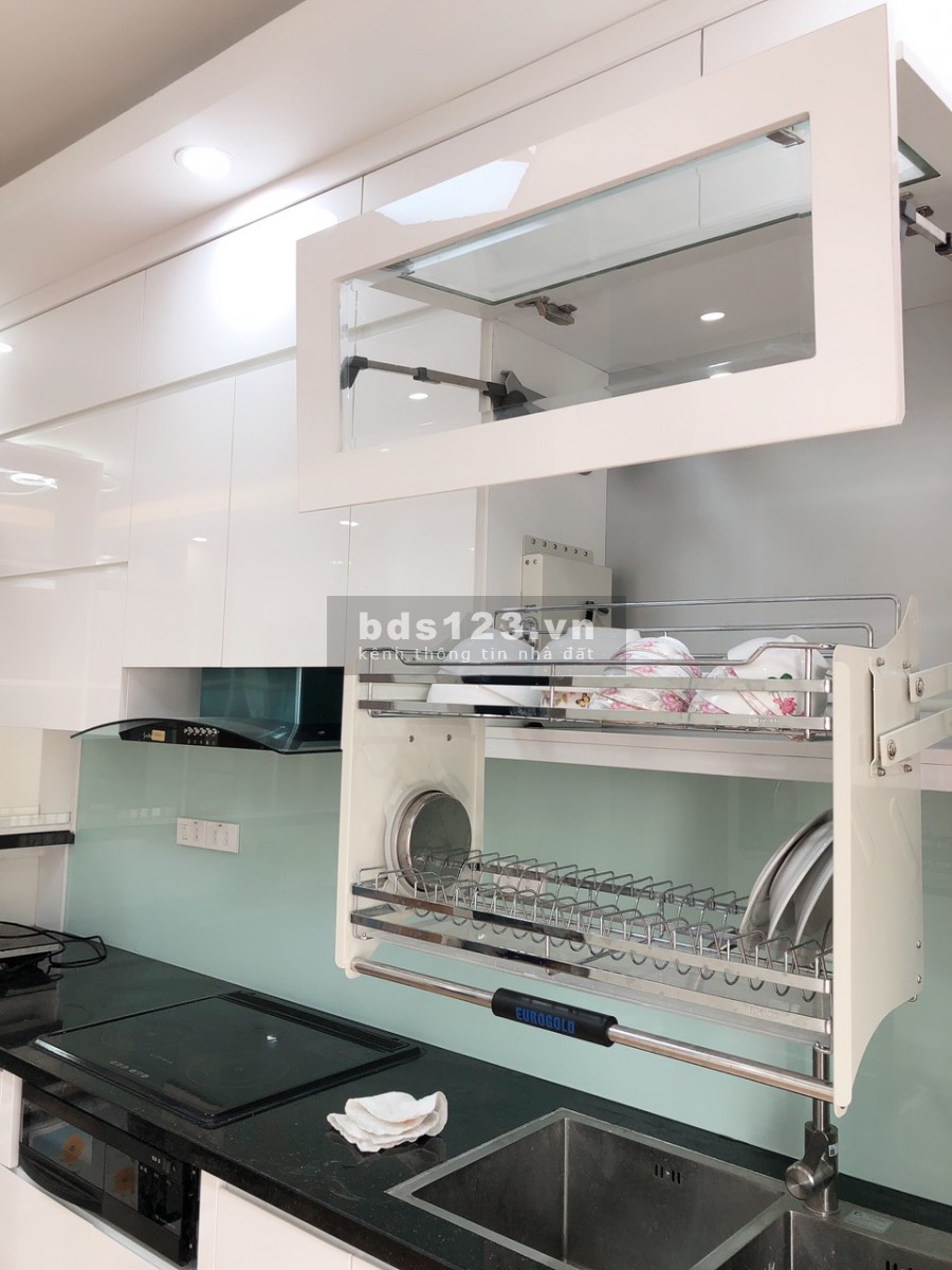 Cho thuê căn hộ CC Việt Đức Comlex 3PN 88m2 Gần Đủ Đồ. Giá: 12 triệu/tháng LH: 0344583847