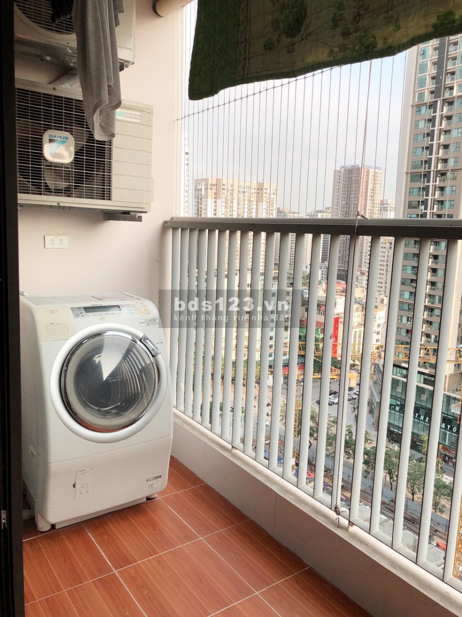 Cho thuê căn hộ CC Việt Đức Comlex 3PN 88m2 Gần Đủ Đồ. Giá: 12 triệu/tháng LH: 0344583847