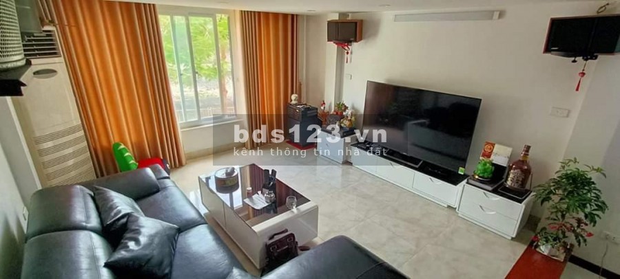 Bán nhà Trung Văn căn góc 2 mặt thoáng ô tô đỗ cửa dân sinh cực tốt 40m2 giá 6 tỷ.