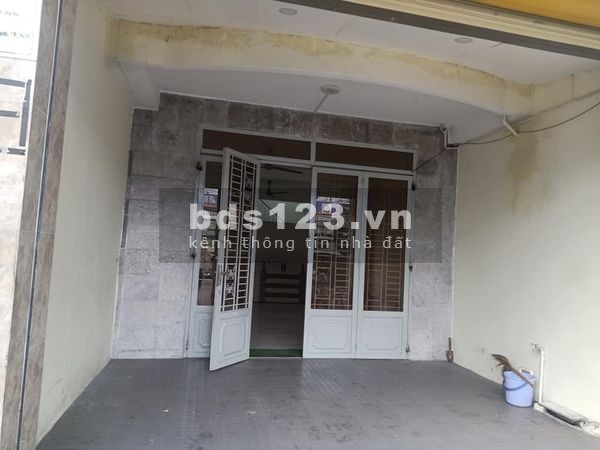Bán gấp nhà mặt tiền Quốc lộ 13 Phường 26 Bình Thạnh, 273m2, giá 30 tỷ