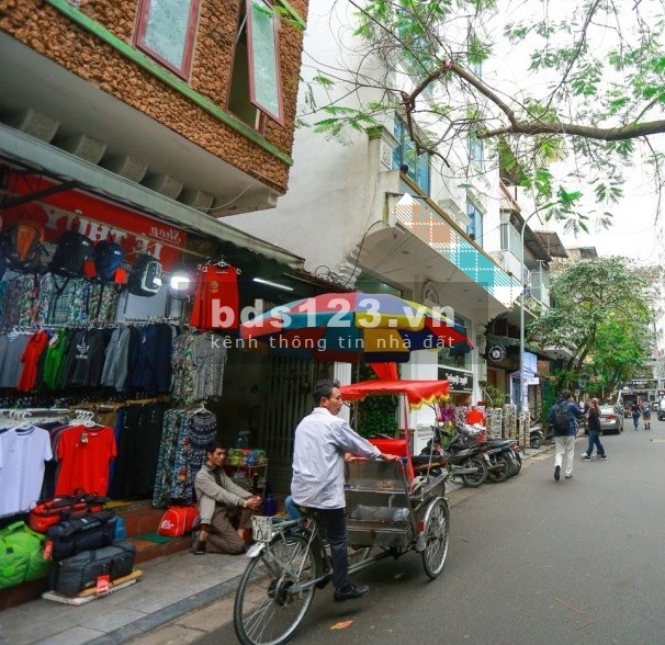 Bán nhà phố Bà Triệu, Quận Hà Đông, kinh doanh cực tốt, dt 80m2 5 tầng, giá 8.5 tỷ, LHCC