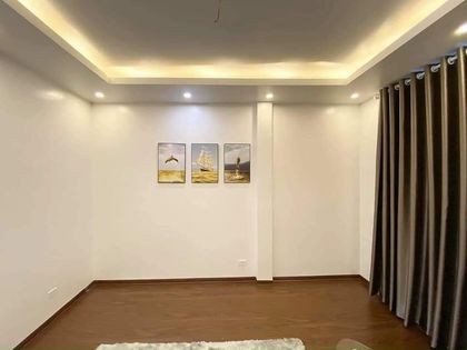 Bán Nhà Lạc Long Quân gia đình tôi gặp vẫn đề về tài chính cần bán gấp
