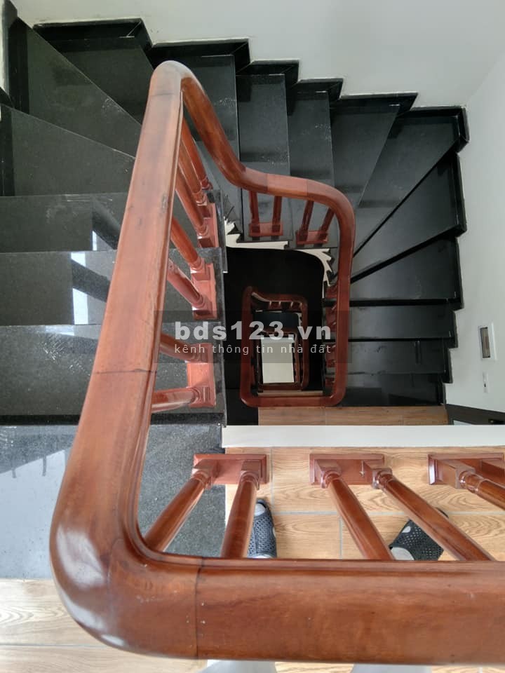 Nhà nguyên căn siêu hot tại Hậu Ái, Quận Nam Từ Liêm, ô tô đổ cửa dt 36m2, giá siêu đầu tư 2.2 tỷ