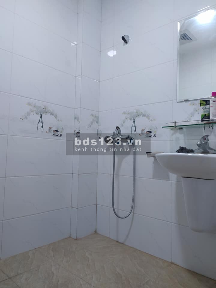 Chính chủ bán gấp nhà mặt ngõ Văn Hương, kinh doanh, diện tích 35/40m2 – 5 tầng, giá chỉ 6tỷ.