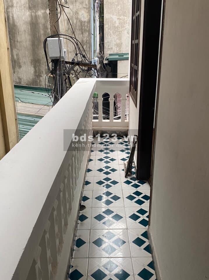 Cần Bán Nhà phố Đê Trần Khát Chân 45m2, 3 tầng mặt tiền 7m, 3 phòng ngủ, 2 wc,Sổ đỏ chính chủ giá 2 tỷ 850tr