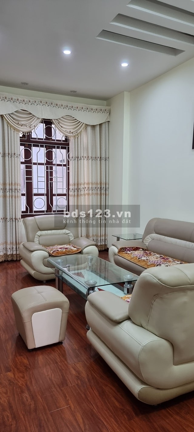12 tỷ nhà lô góc 2 mặt tiền ô tô tránh, kinh doanh đỉnh, mặt tiền siêu rộng 7m, 70m 5 tầng