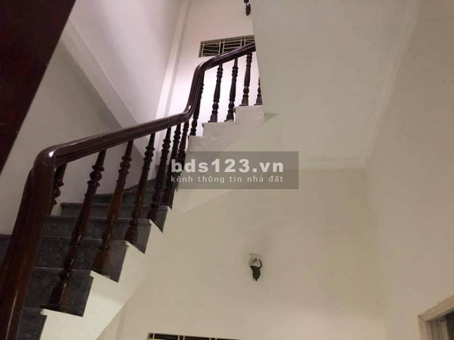 Bán gấp nhà mặt phố Huỳnh Thúc Kháng, Hà Đông vỉa hè 3m, diện tích 34m2, giá chỉ 3.65 tỷ