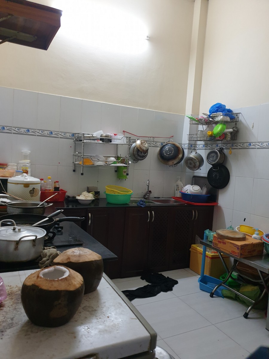 Bán Nhà C4 Bùi Văn Ba Phường Tân Thuận Đông Quận7 DT 76m2 (4x19m) 4.7 Tỷ Lh 0398586675