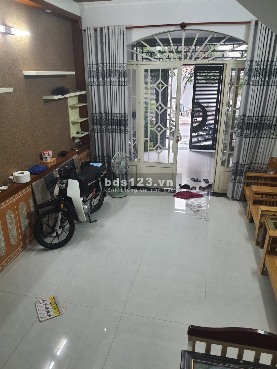 Hẻm Xe tải, Q Gò Vấp, Phan Huy Ích Nhà 76M2, 3 Tầng Giá Sốc 7.6 Tỷ TL