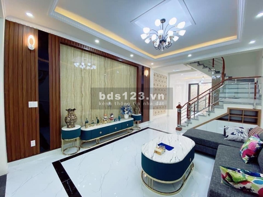 Bán nhà phố Bà Triệu, Quận Hà Đông, kinh doanh cực tốt, dt 80m2 5 tầng, giá 8.5 tỷ, LHCC