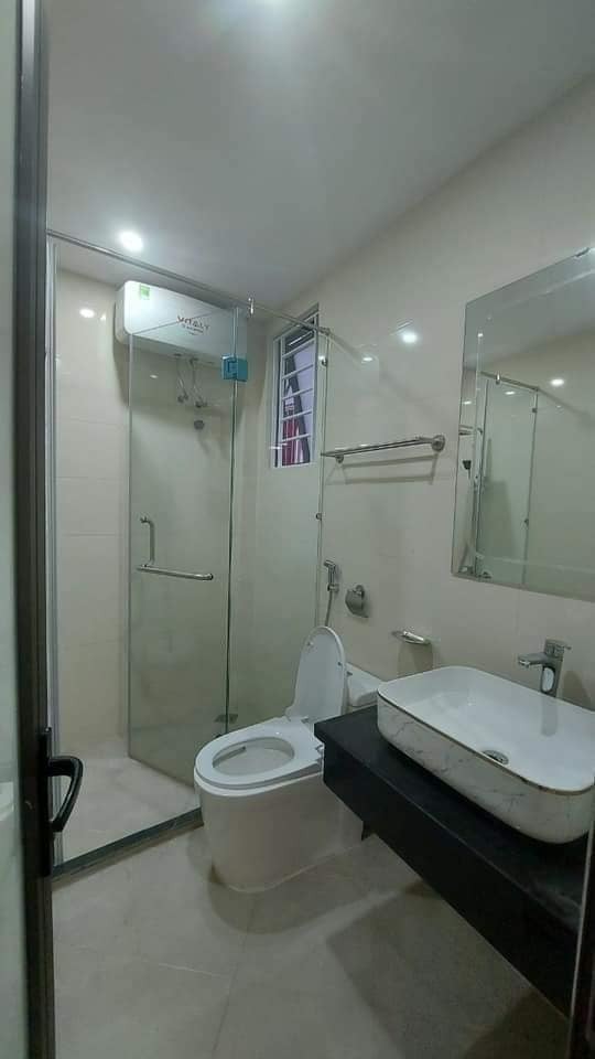 Bán nhà 6 tầng dòng tiền gần 30 tr/ tháng gần Nguyễn Trãi mới xây chỉ nhỉnh 4 tỷ