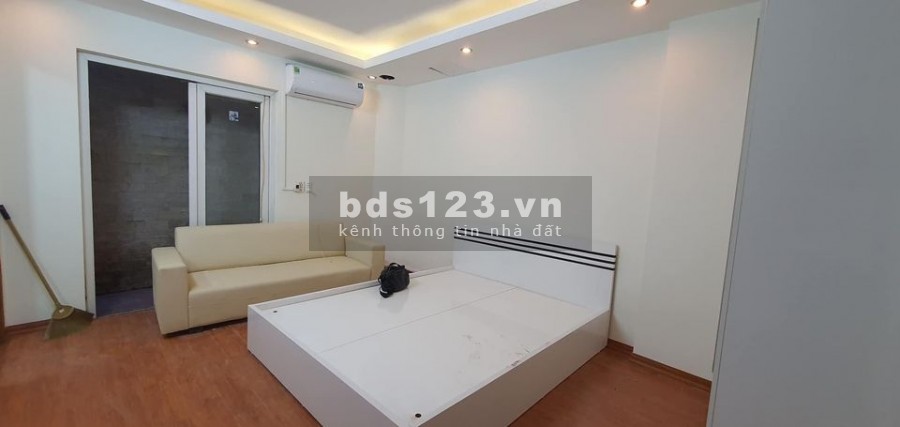 Bán nhà nguyên căn Đông Thiên, siêu phẩm mới lên, dt 25m2, giá 1.5 tỷ, miễn môi giới