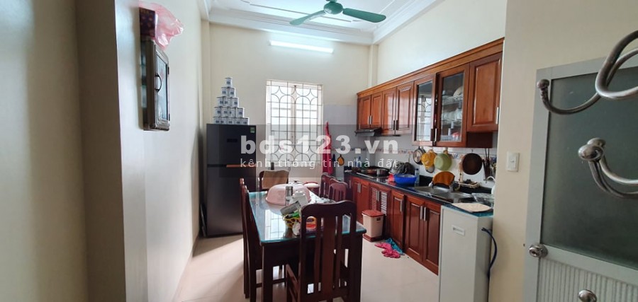Cần bán gấp nhà Mộ Lao 40m², đúc 4 tầng, 4PN, OTO tránh 2 đầu cách nhà 10m