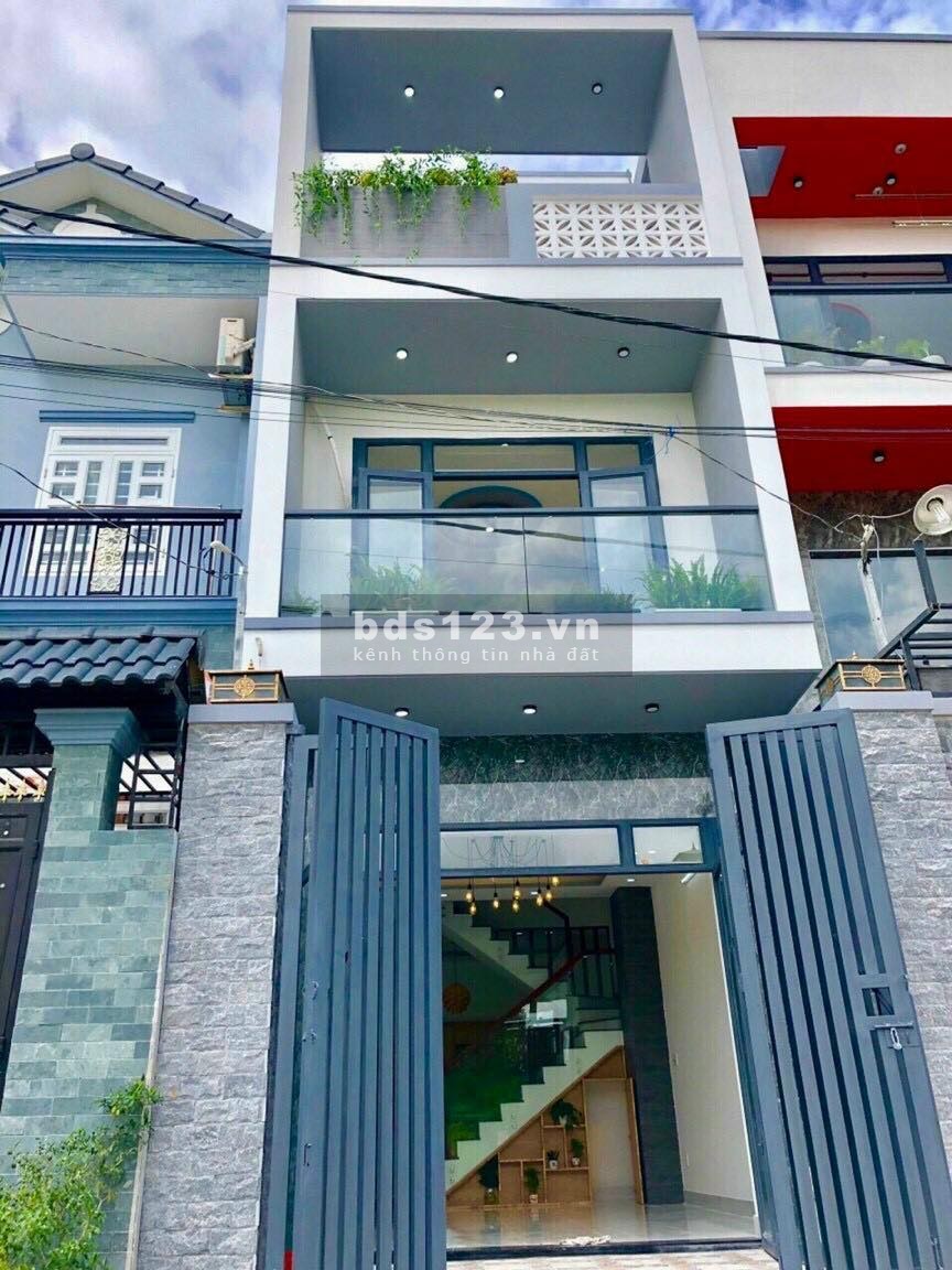 Bán nhà đường Trường Lưu, P.Long Trường, TP.Thủ Đức dt54m giá chỉ 3.98 tỷ(bớt lộc)