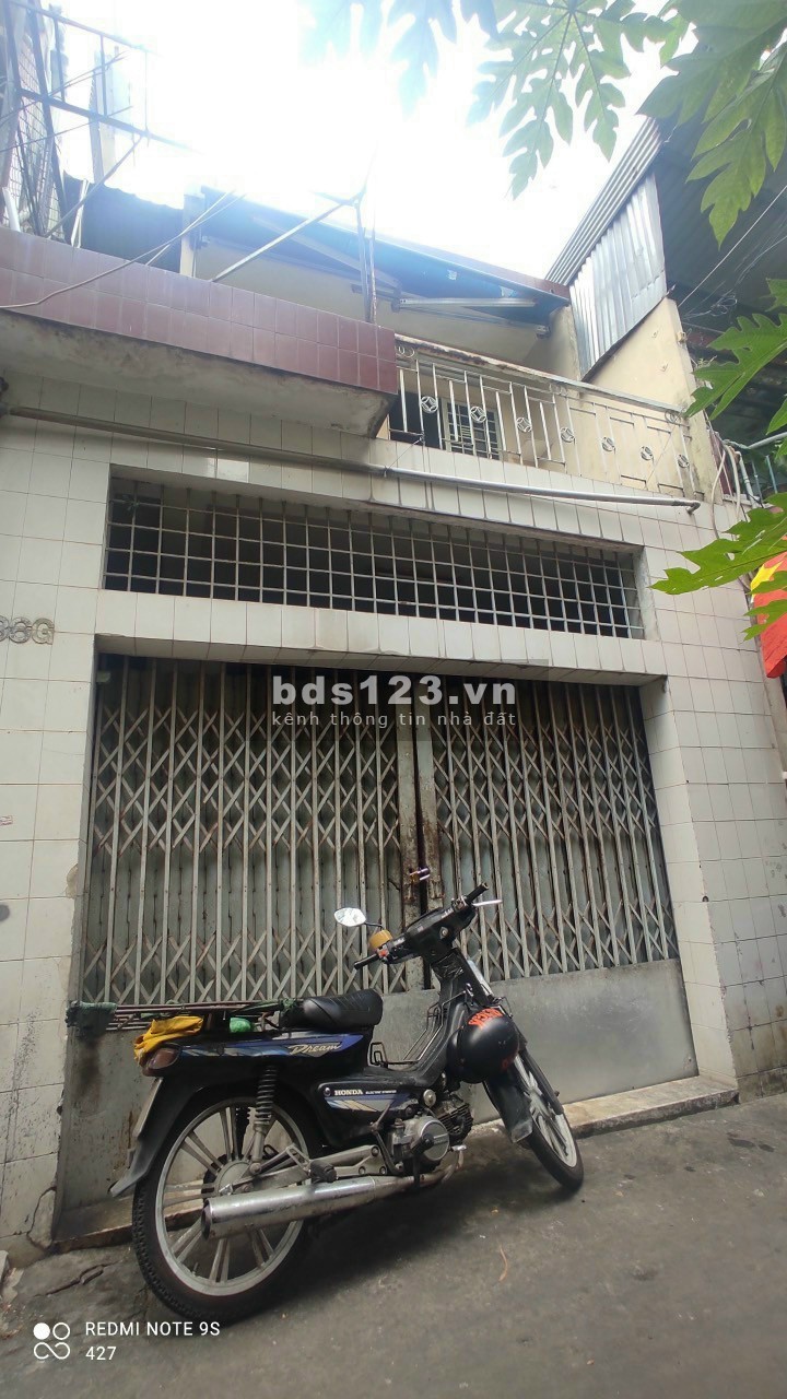 Nhà nát, mặt tiền đường số 8m KDC Tân Mỹ, P. Tân Phú, Quận 7
