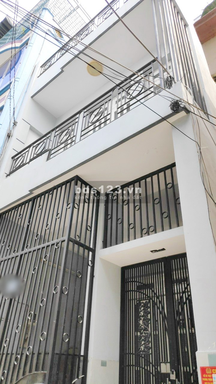 Cho thuê nhà nguyên căn (4.5*12m) hẻm 119 Nguyễn thị Tần P2 Q8