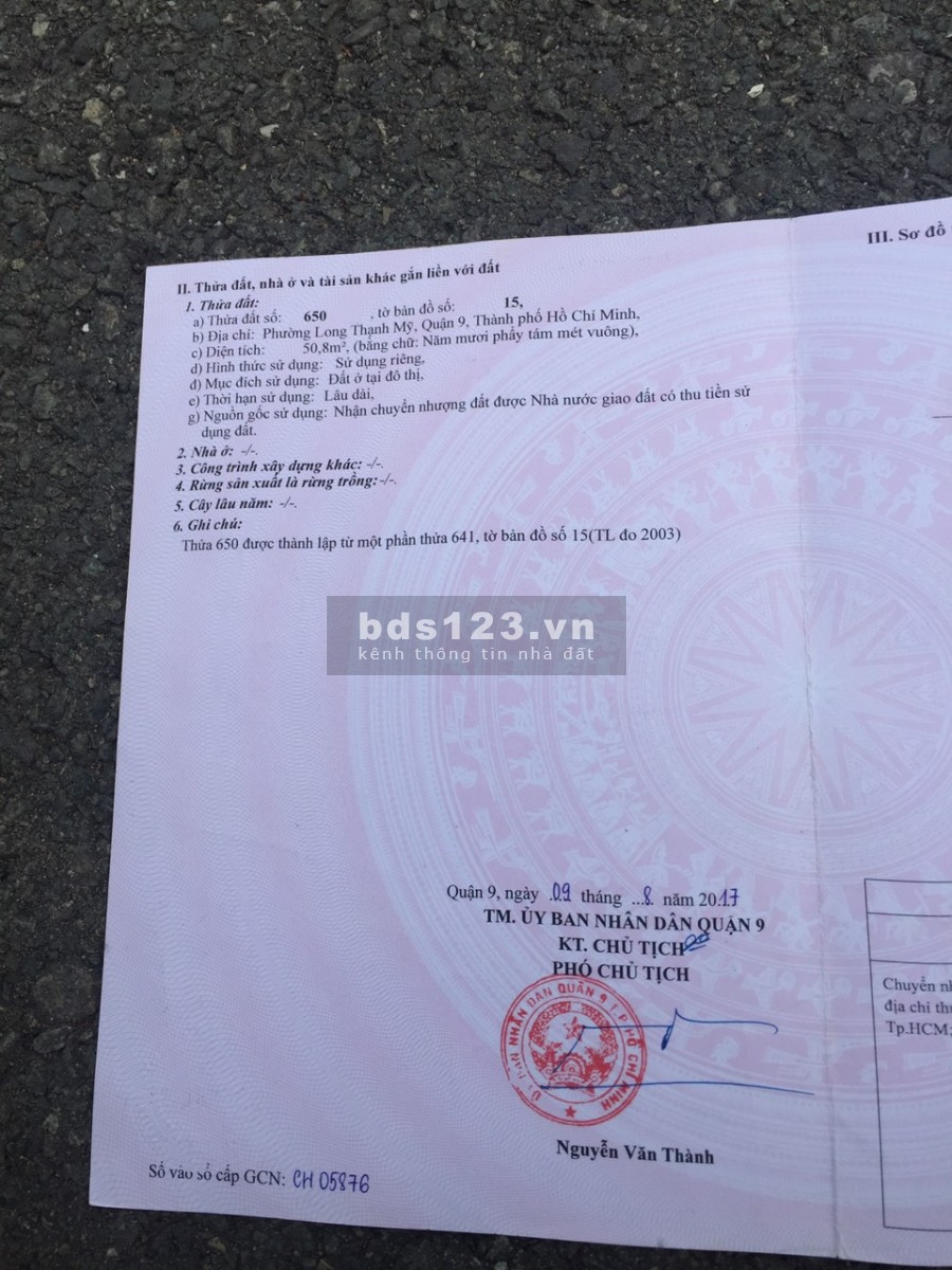 Về quê Cần bán lô đất đẹp bên cạnh Vinhome Grandpark Quận 9