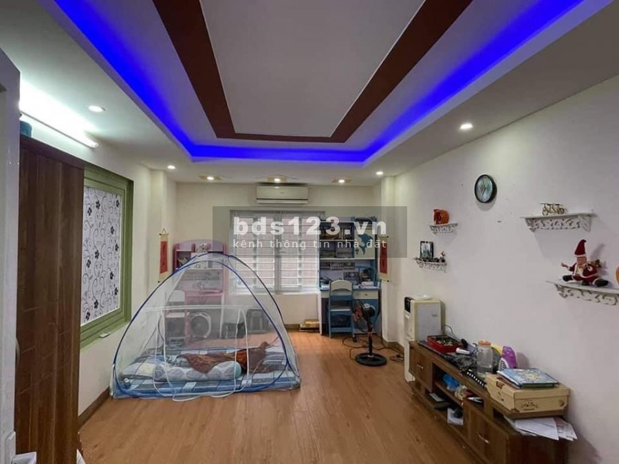 Hoàng Mai đường thông ngõ thẳng, 20m ra đường ô tô DT 40m2 giá bán 3,35 tỷ