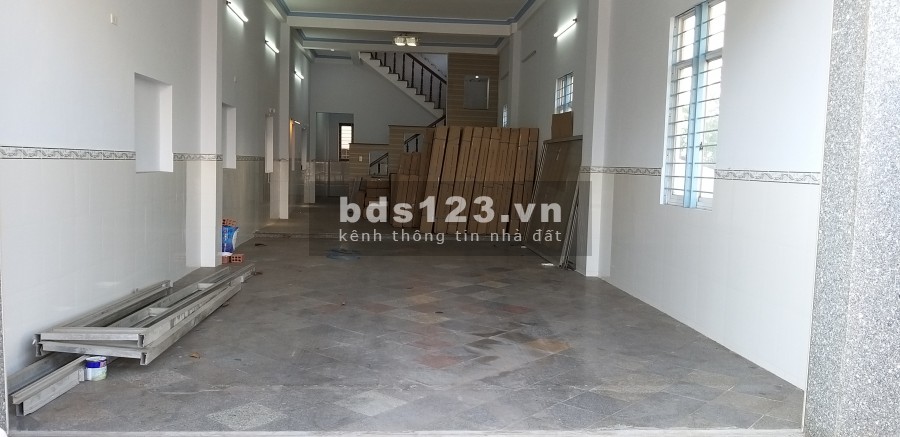 ■ NHÀ MỚI SƠN SỬA GÓC NGÃ 3 MẶT TIỀN (ĐỐNG ĐA-PHAN ĐÌNH PHÙNG) CHO THUÊ NGUYÊN CĂN 317A ĐỐNG ĐA, QUY NHƠN, BÌNH ĐỊNH DT: 5x22=110m2