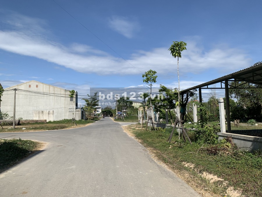 Bán đất khu quy hoạch Kim Long đường Nguyễn Hoàng, giá 2x triệu/m2