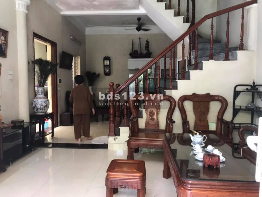Bán nhà phố Láng Hạ, gần hồ, ở sướng , 45m2, giá bán 3.8 tỷ