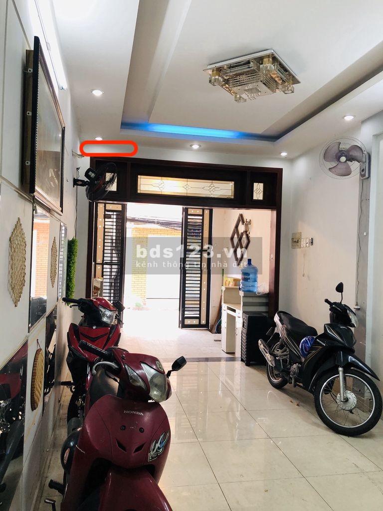 Hẻm Kinh Doanh Chu Văn An, trệt, 3lầu. 5pn. Chỉ 20tr.