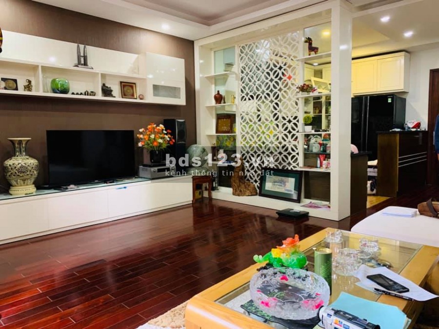 Bán nhà mặt phố Trung Kính to, 88m2, 5T, 5.4m MT, 36 Tỷ, LH 0839844444
