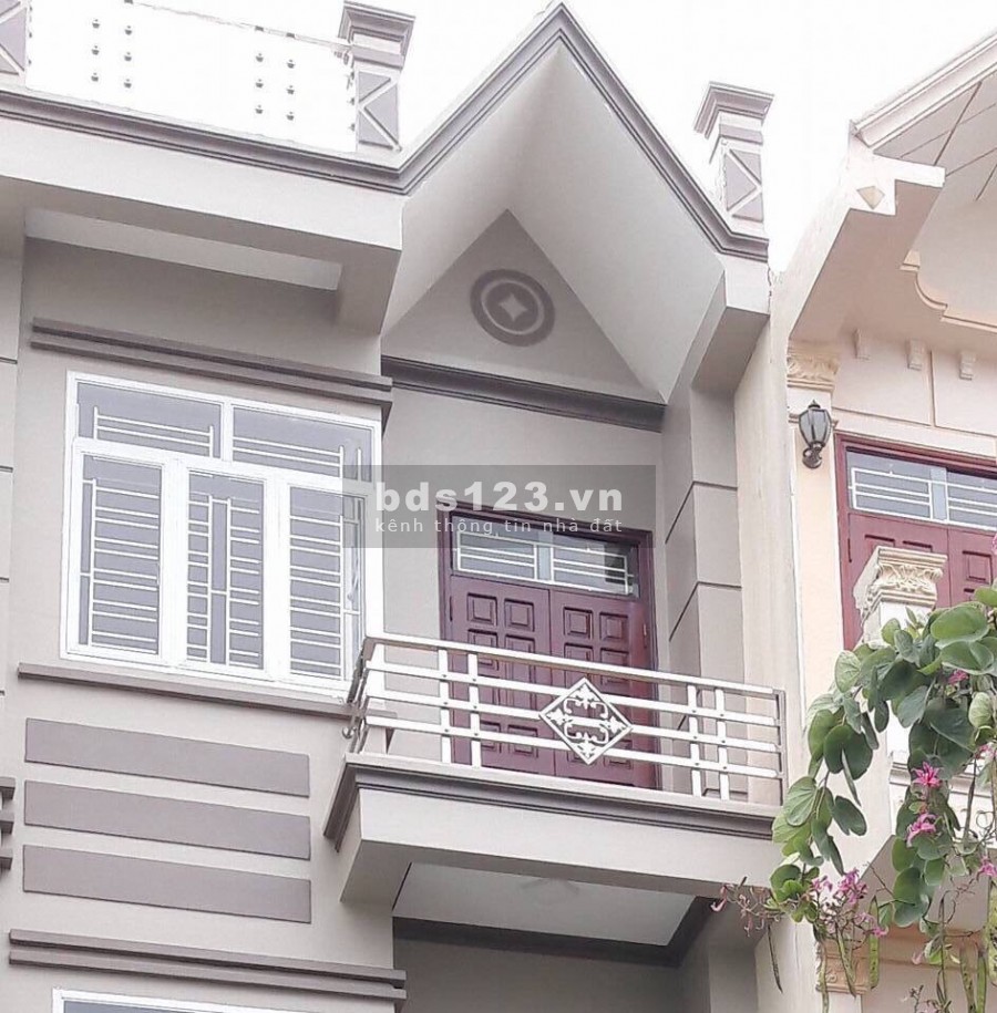Chính chủ bán gấp nhà mặt đường Đông mạc khu đô thị thống nhất Nam Định