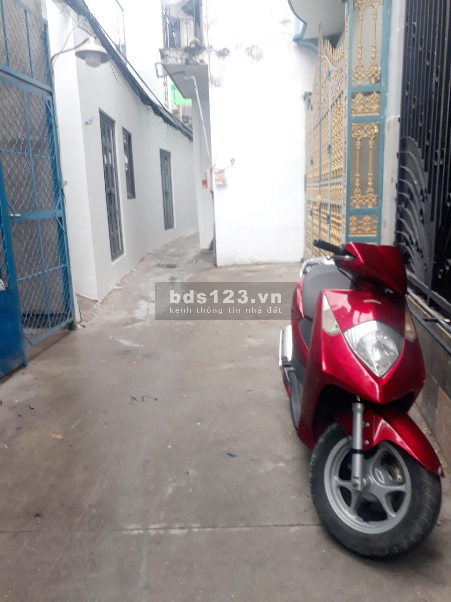 Cho thuê nhà nguyên căn (4.5*12m) hẻm 119 Nguyễn thị Tần P2 Q8