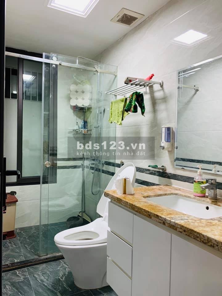 Bán nhà mặt phố Trung Kính to, 88m2, 5T, 5.4m MT, 36 Tỷ, LH 0839844444