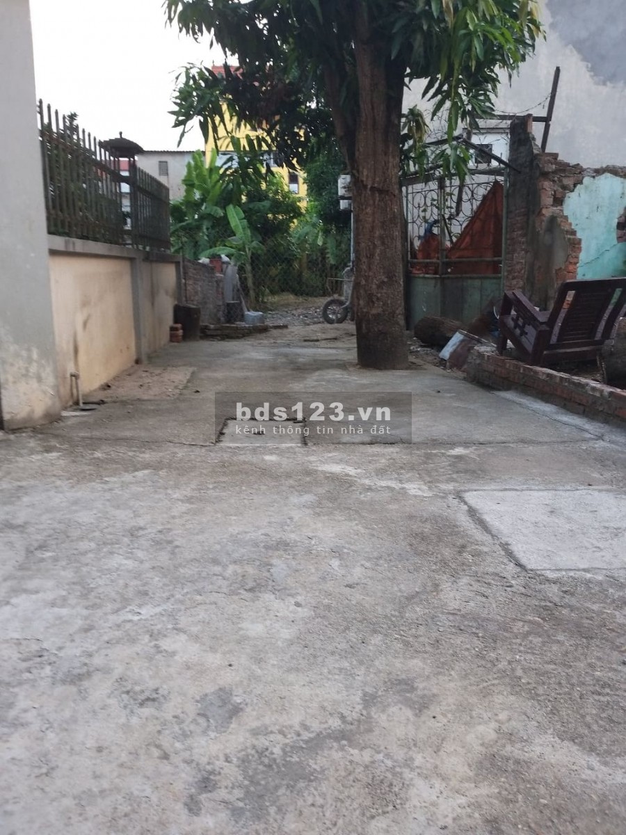 Bán đất Đào Xuyên, Đa Tốn DT 50m2 giá 25tr/m2. LH 0983253436