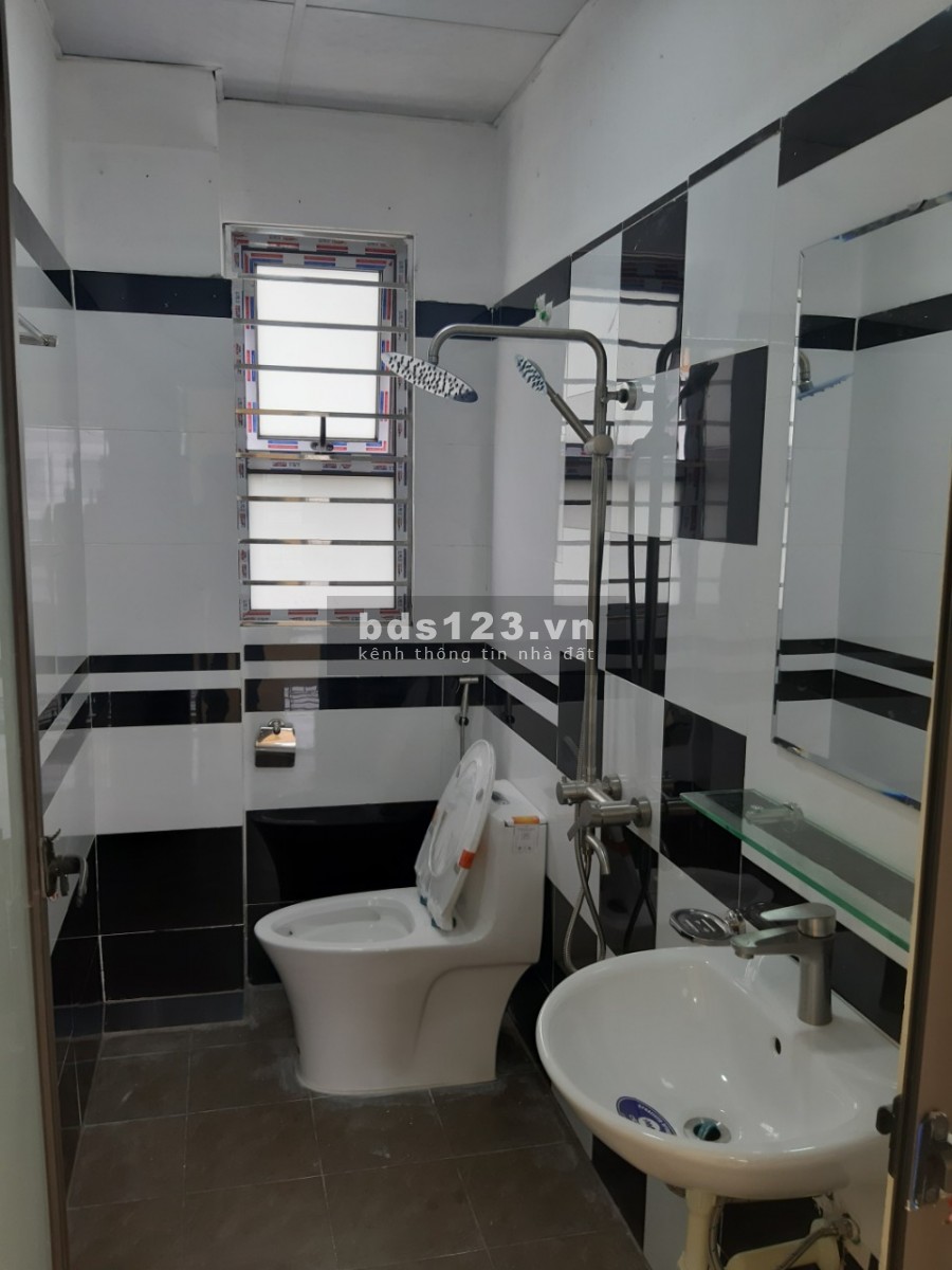 Cần bán nhà mới đẹp về ở ngay tại Xa La - Hà Đông 4T 32m2 3PN giá chỉ 2,7 tỷ lh 0379283456