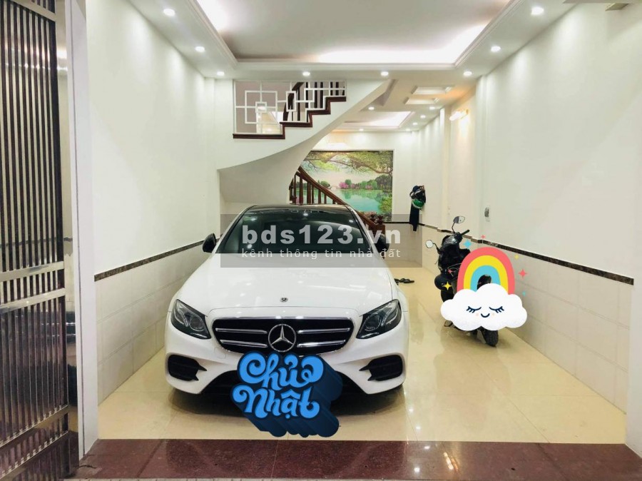 Bán nhà Quận Cầu Giấy khu phân lô, dt 45m2, 5 tầng đúc, văn phòng ô tô vào nhà
