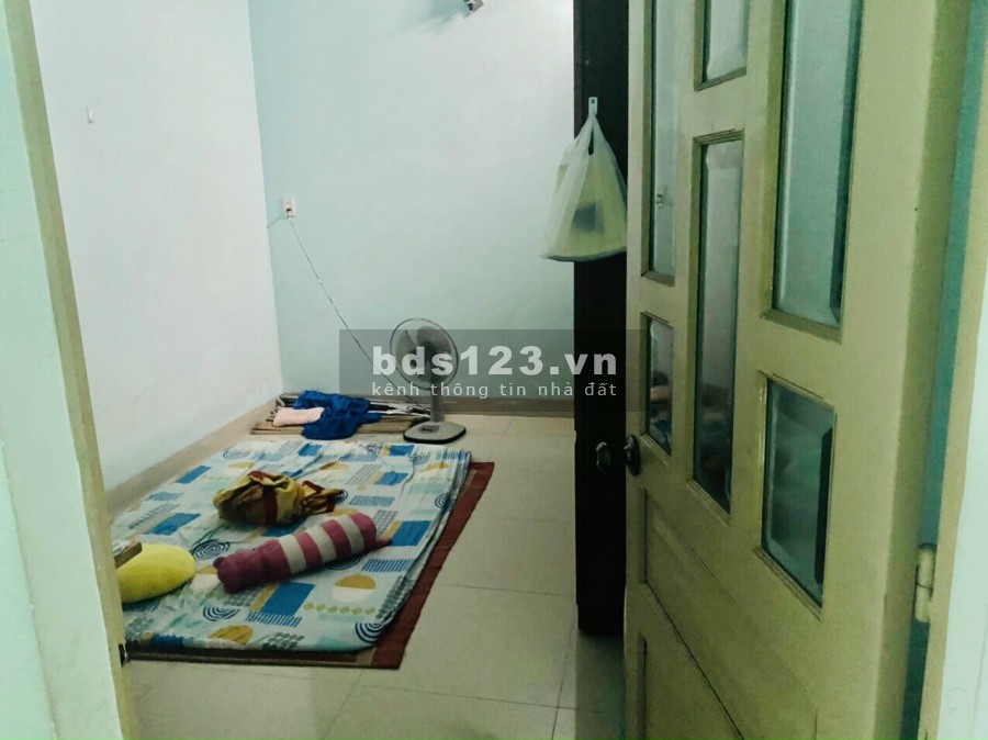 Bán nhà sổ riêng 6x25m gần chợ Phú Thọ giá 2ty8m hướng Tây Nam